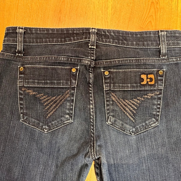 Joe's Chelsea fit jeans - Picture 5 of 9